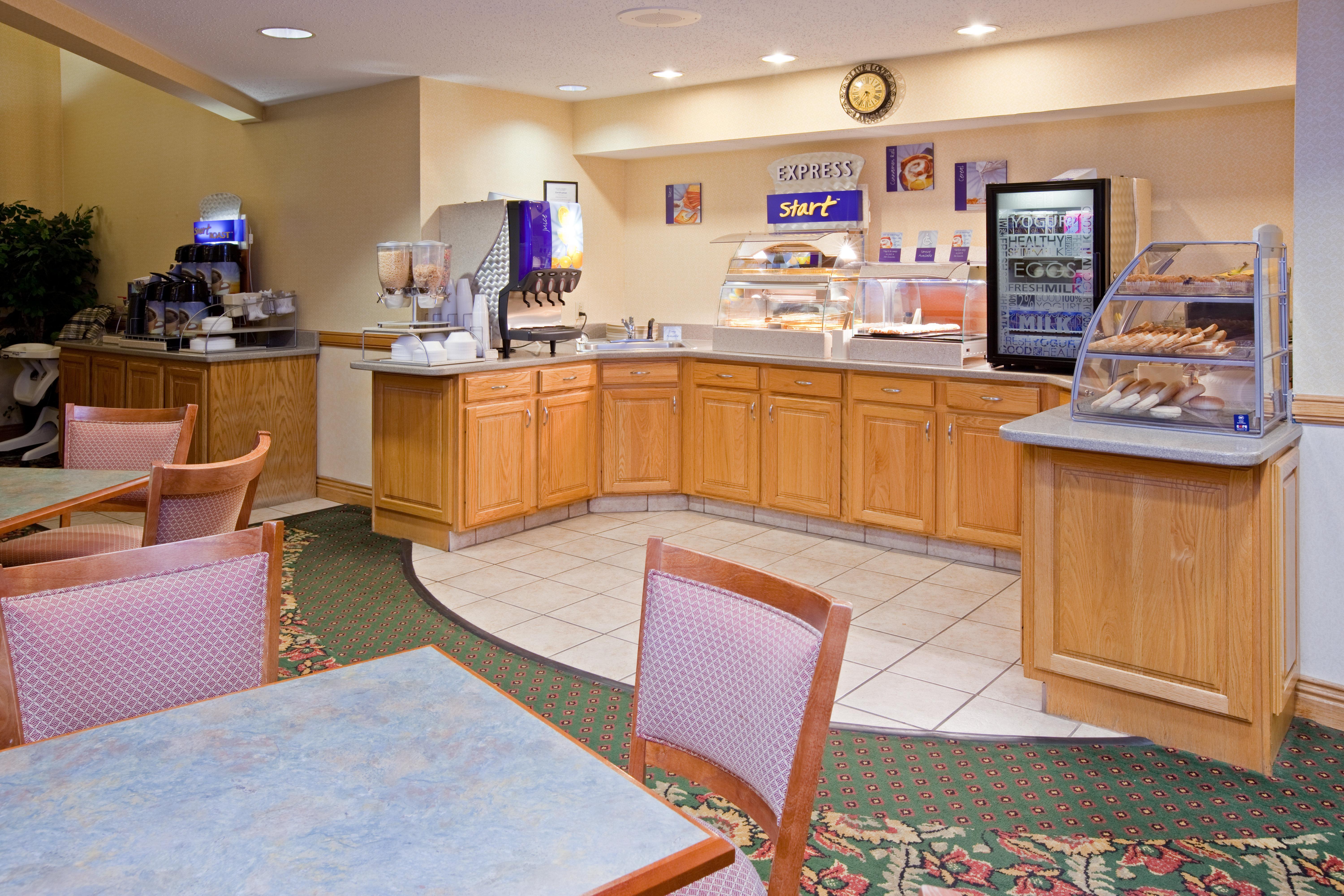 Holiday Inn Express Washington Restoran foto